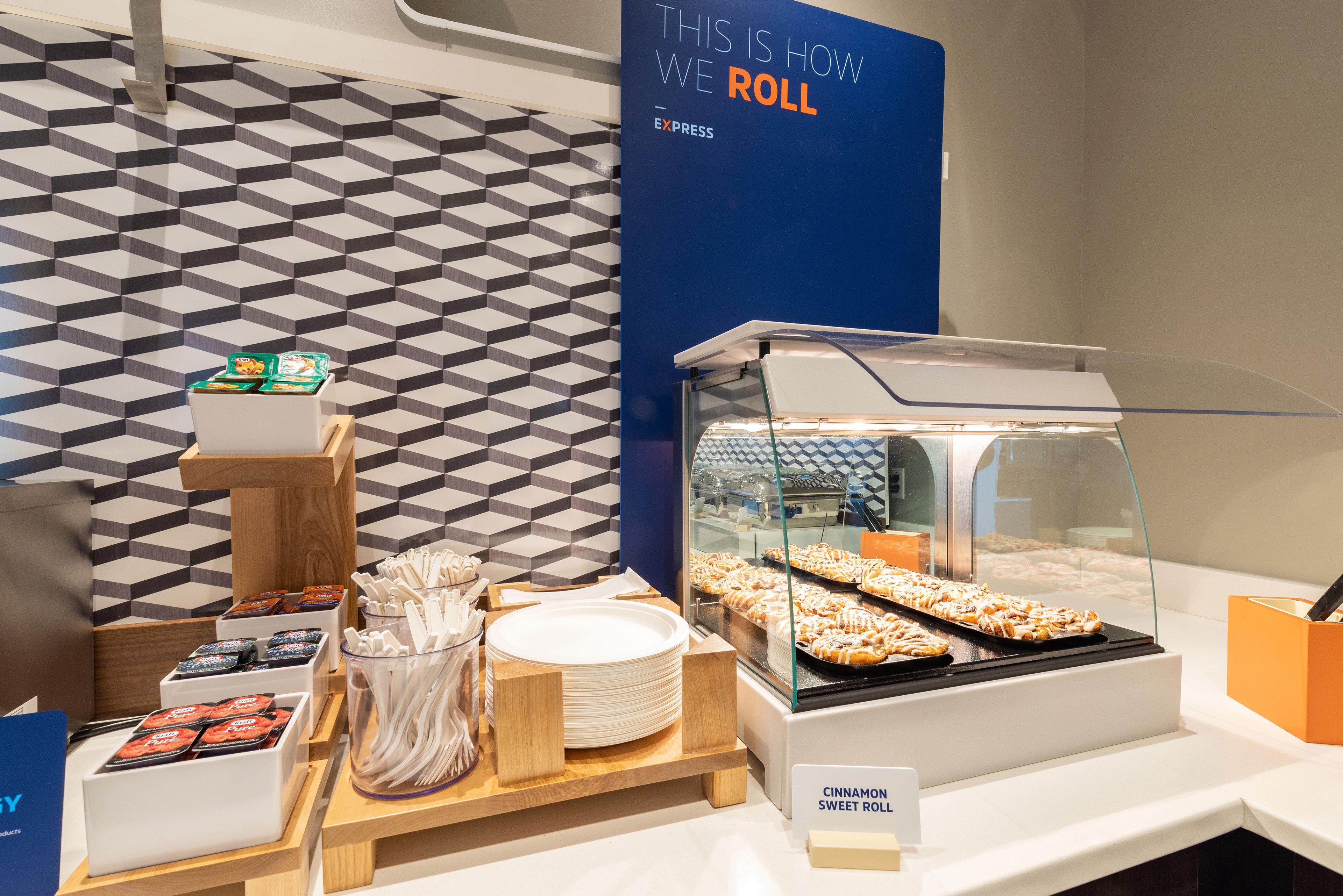 Holiday Inn Express & Suites - Detroit North - Roseville By Ihg Ngoại thất bức ảnh