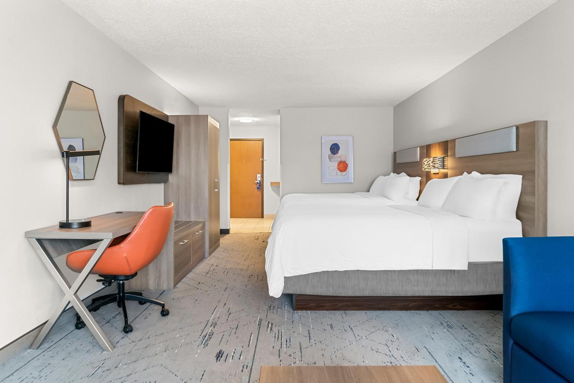 Holiday Inn Express & Suites - Detroit North - Roseville By Ihg Ngoại thất bức ảnh